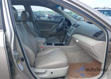 2009 Toyota Camry Le z USA, uszkodzony, nr VIN 4T1BE46K59U387169